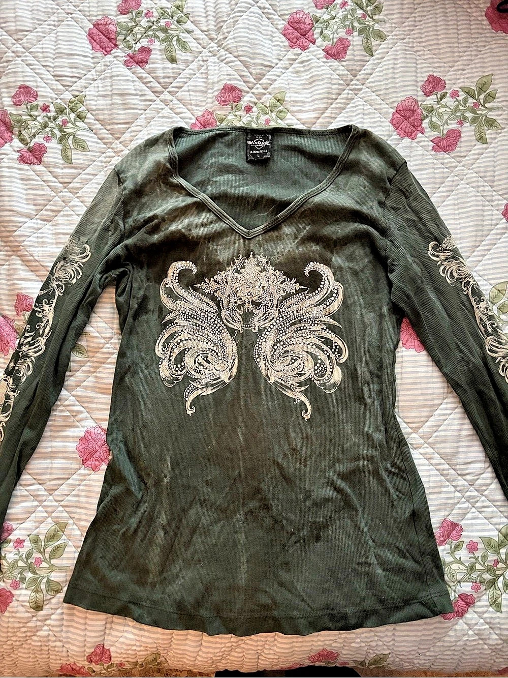 Affliction A New Kind Graphic Long Sleeve in Green Size Large Like New